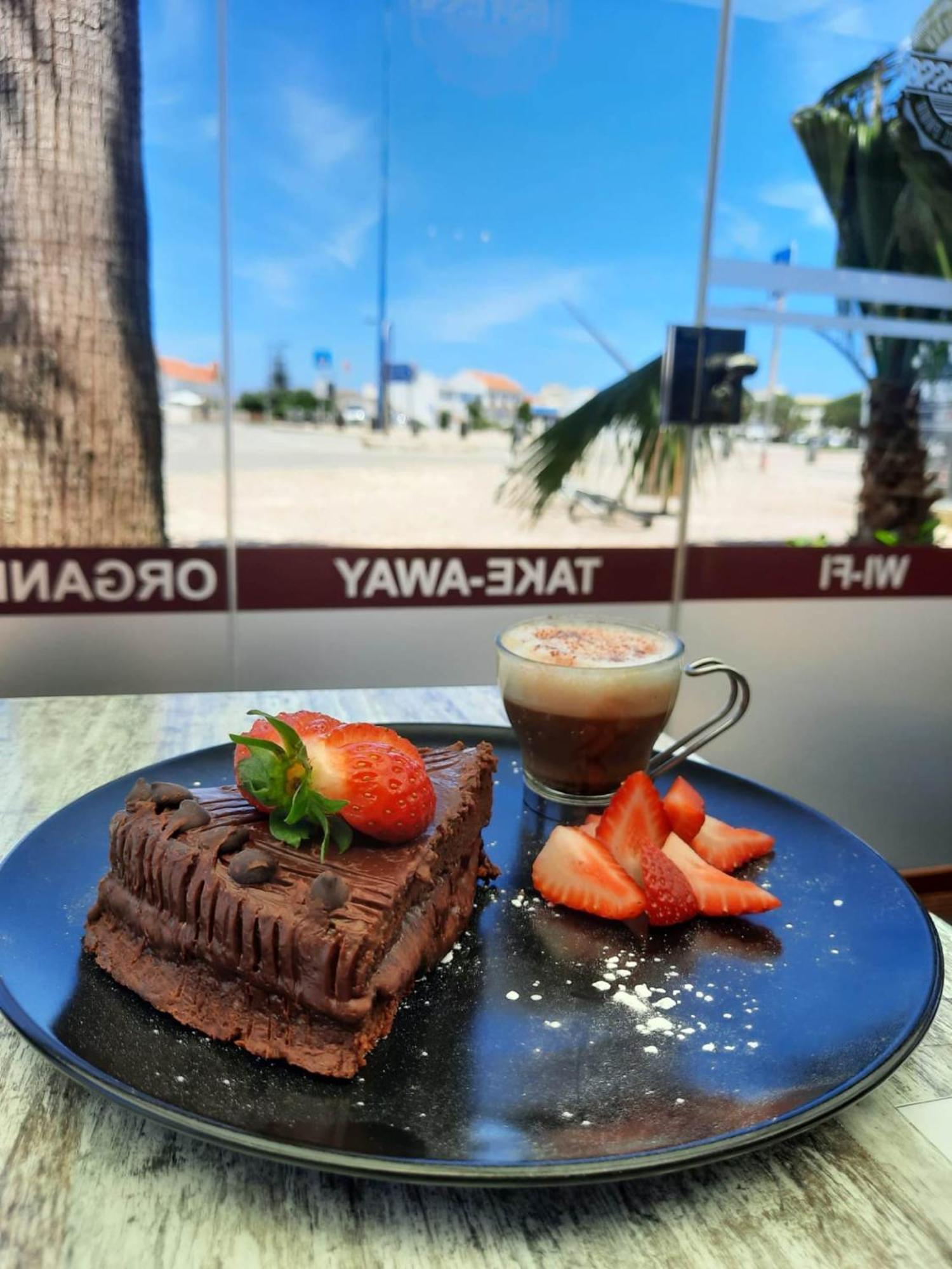 Mareta Beach House - Boutique Residence 사그레스 외부 사진