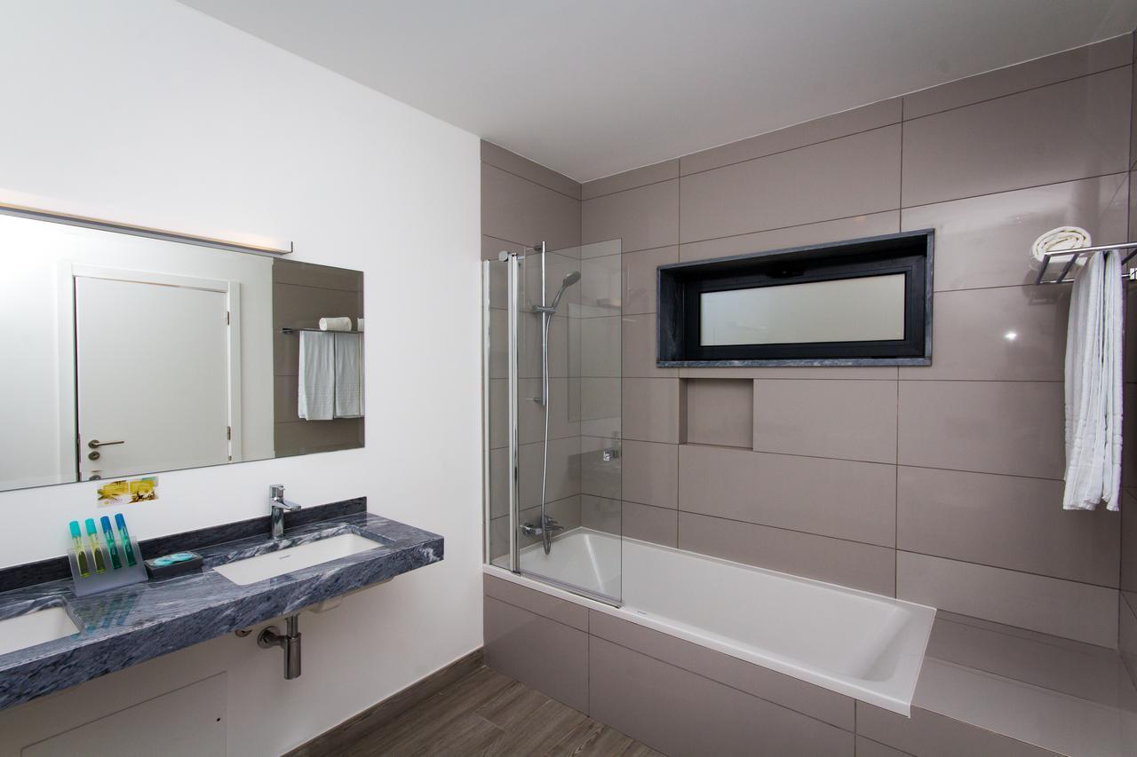 Mareta Beach House - Boutique Residence 사그레스 객실 사진